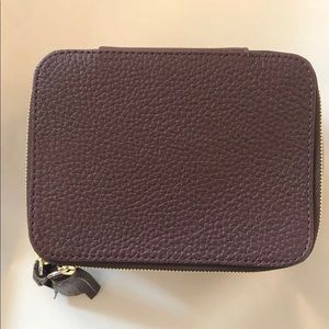 Cuyana jewelry box - Plum